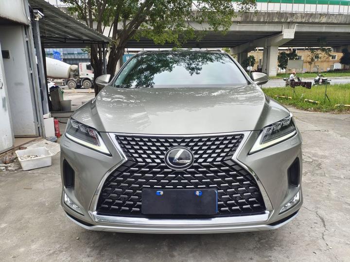 RX 2020 Facelift 300 AWD Elegant photo 2