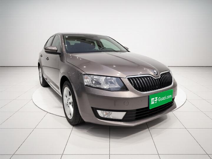 Octavia 2015 1.6L AT photo 3