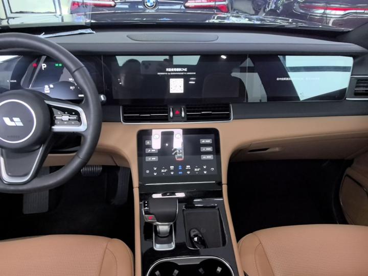 Li Auto ONE 2021 EREV 6-Seater photo 8
