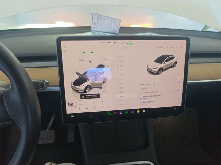Model Y 2022 RWD photo 8