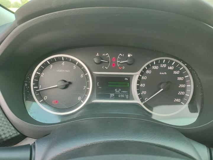 2021 1.6L CVT photo 7