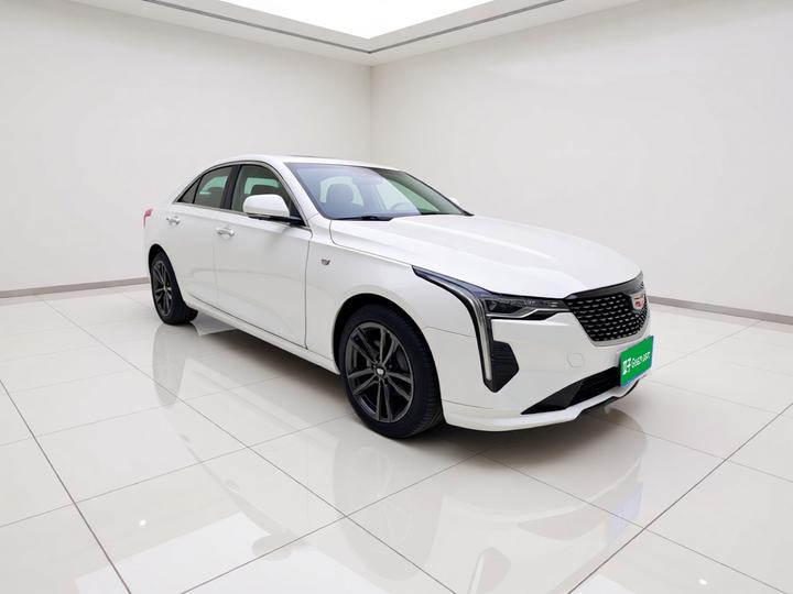 CT4 2021 28T Luxury photo 3