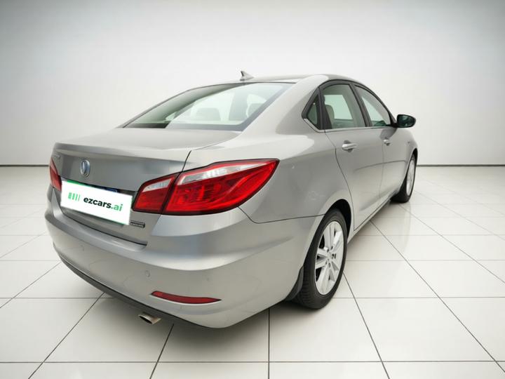Eado 2015 1.6L MT Luxury IV photo 6