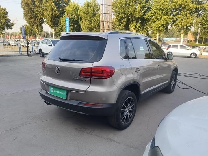Tiguan 2015 1.8TSI AT RWD Luxury photo 4