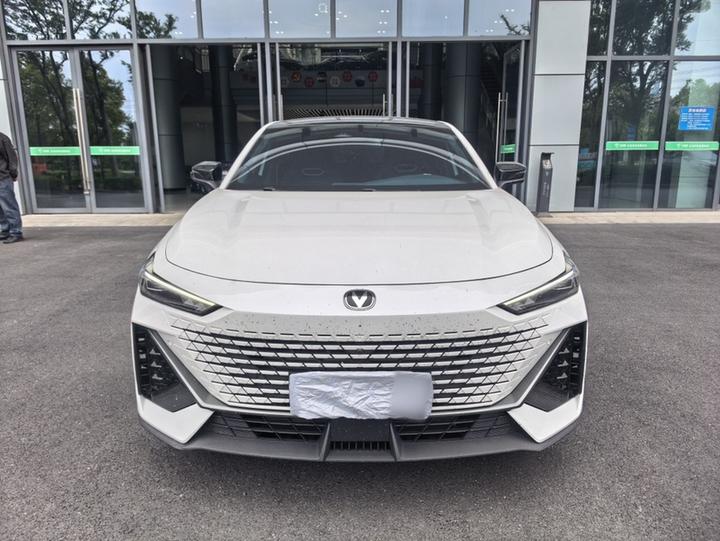 UNI-V 2024 1.5T photo 2