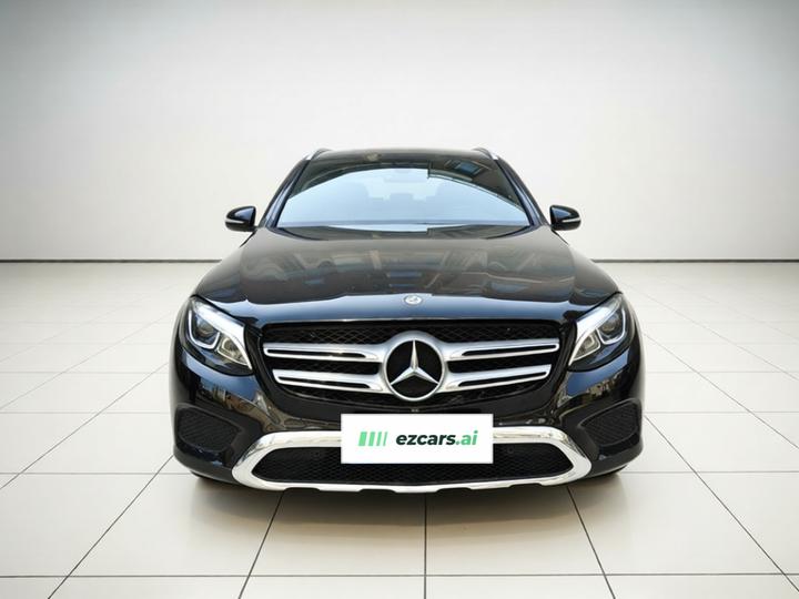 GLC 2019 GLC 200 L 4MATIC photo 2