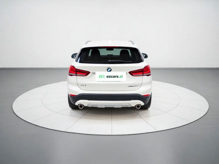 X1 2020 xDrive25Li Exclusive photo 5
