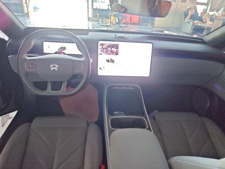 ET5T 2025 75kWh Touring photo 5