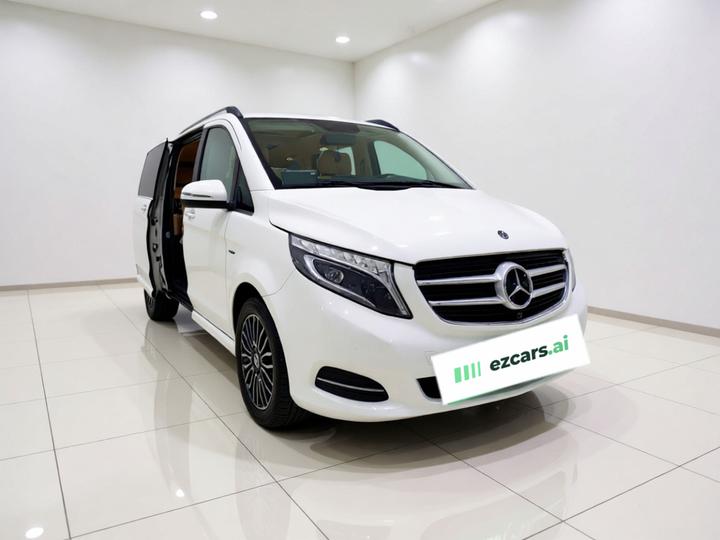 V-Class 2018 V 260 L Premium Extended China V photo 3