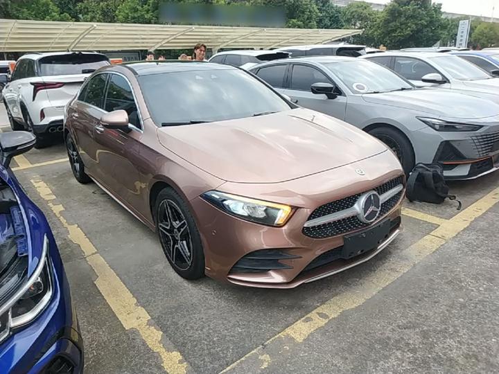A-Class 2019 Facelift A 200 L Sport photo 3