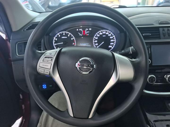 Tiida 2016 1.6L CVT photo 6