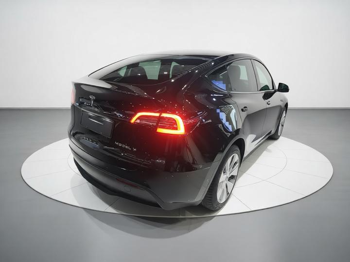 Model Y 2022 Facelift RWD photo 4
