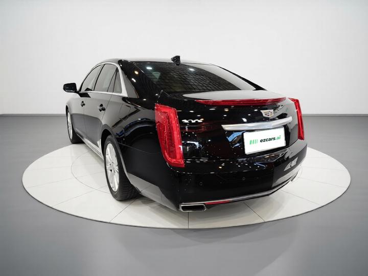 XTS 2017 28T Elite photo 4