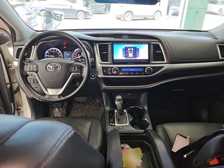 Highlander 2015 2.0T AWD Luxury 7-Seater photo 5