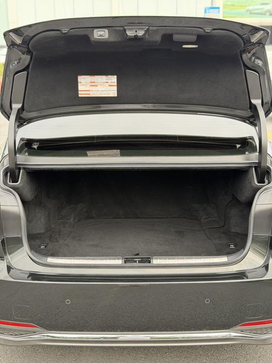 LS 2021 500h Excellence photo 8