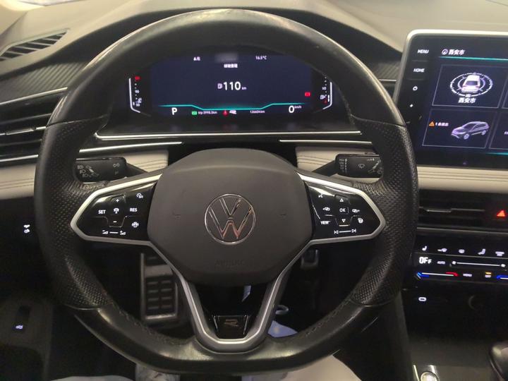 Tiguan L 2022 330TSI AT RWD R-Line photo 7