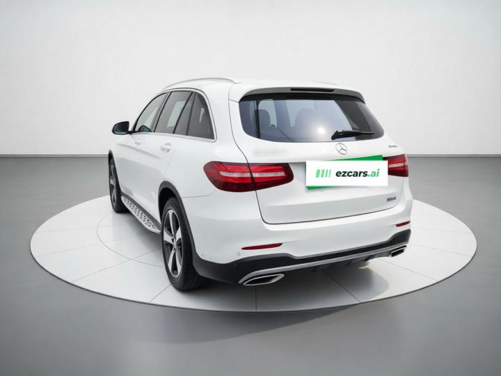 GLC 2017 GLC 300 4MATIC Dynamic photo 4