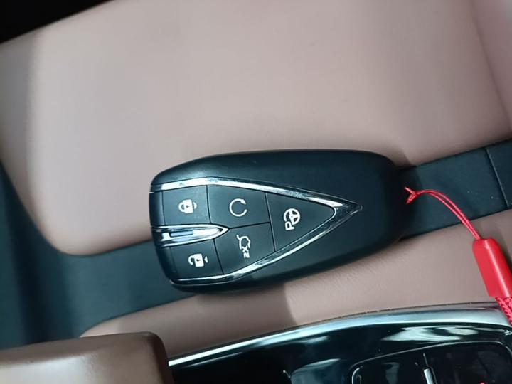 UNI-Z EV 2024 iDD 125km Excellence photo 8