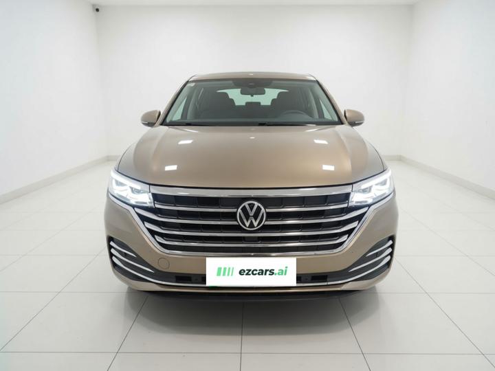 Viloran 2020 380TSI Premium photo 2