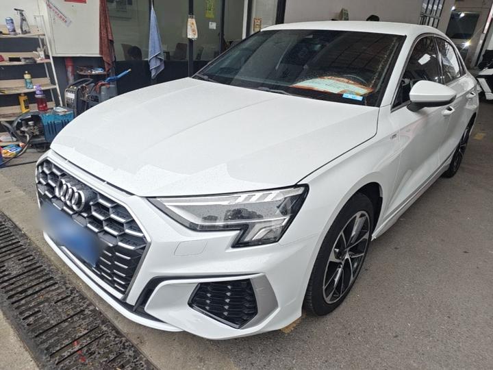 A3 2023 Facelift A3L Limousine 35 TFSI Progressive Sport