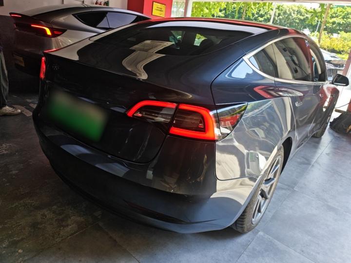 Model 3 Imported 2019 Long Range AWD photo 4