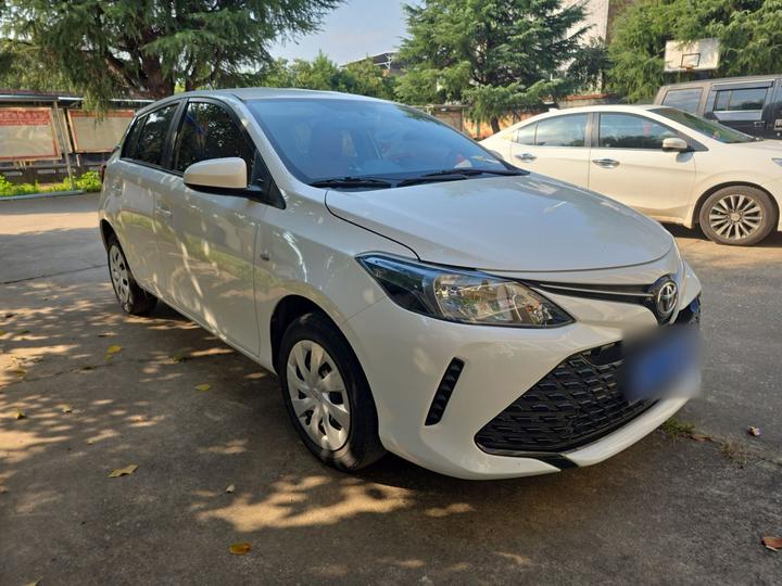 Vios 2017 1.5L CVT photo 3