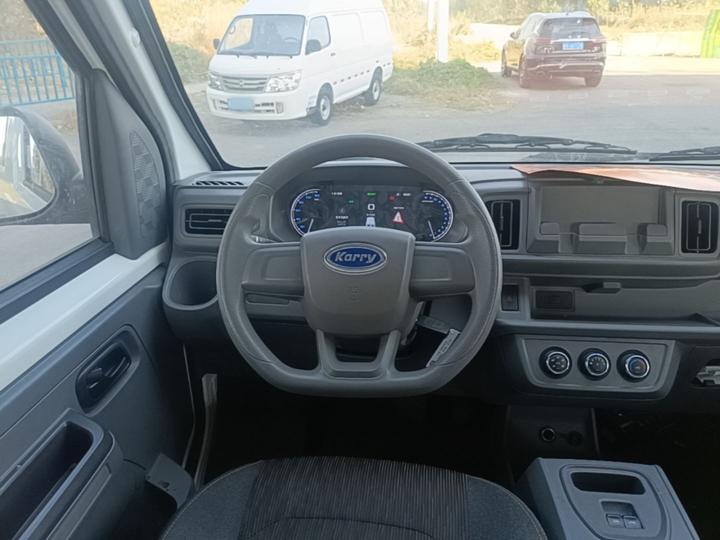 Dolphin E5 2024 268km 6-Seater photo 6