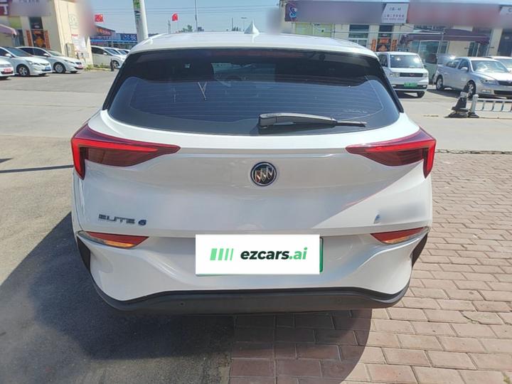 6 2020 PHEV Smart photo 3