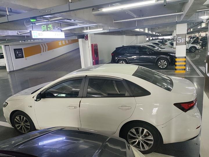 Excelle 2021 Facelift 1.3T AT Mild Hybrid Elite photo 4