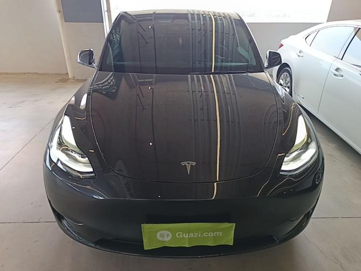 Model Y 2024 RWD photo 2