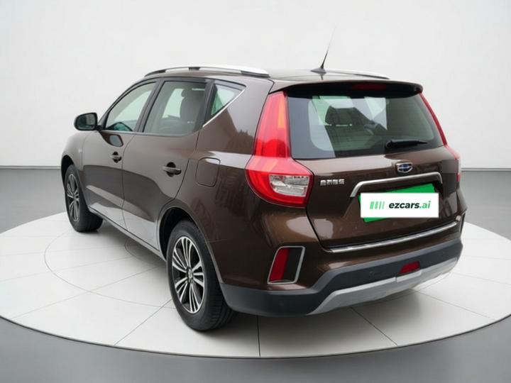 Vision X6 2016 1.8L MT Premium photo 4