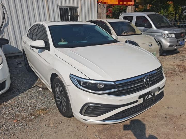 Bora 2025 200TSI DSG photo 3
