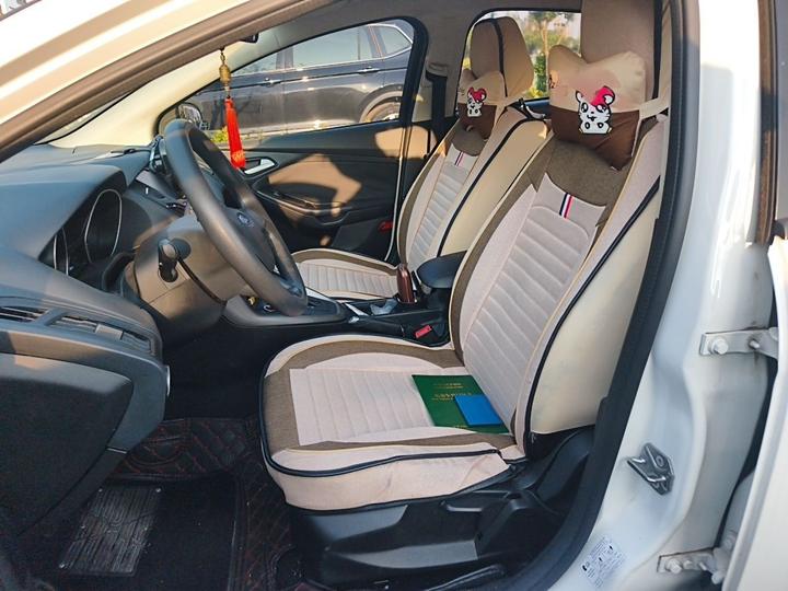 Focus 2017 Hatchback 1.6L AT Comfort photo 7