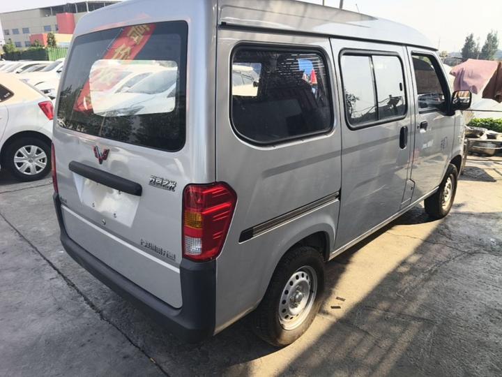Wuling Zhiguang 2020 1.2L China VI LSI photo 4