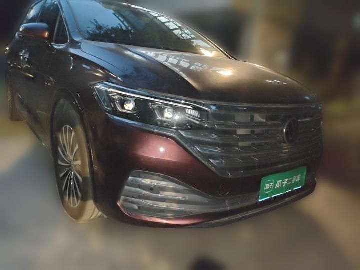 Viloran 2023 Facelift 380TSI Premium photo 2