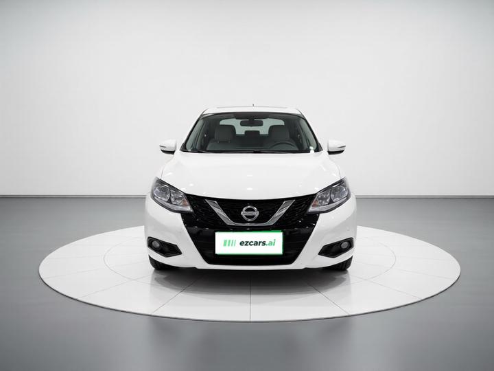 Tiida 2016 1.6L CVT photo 2