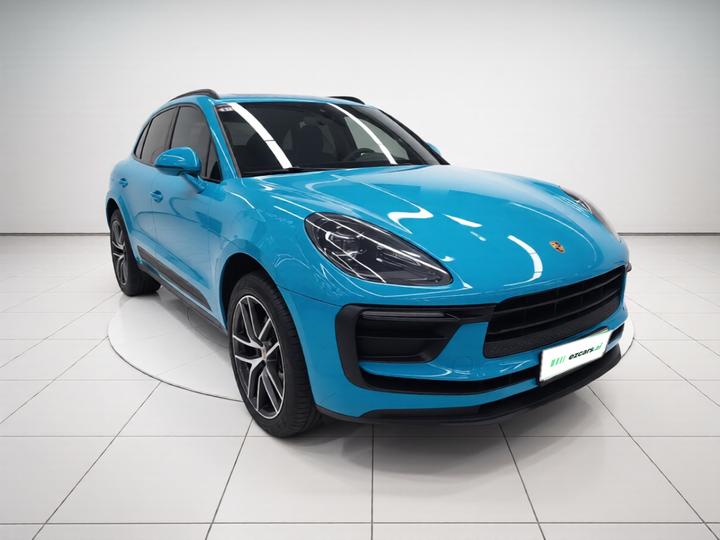2023 Macan T 2.0T photo 3