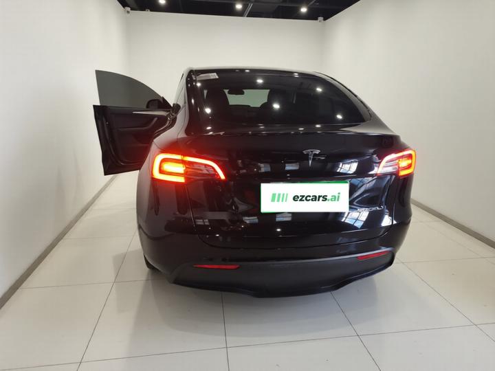 Model Y 2022 RWD photo 3