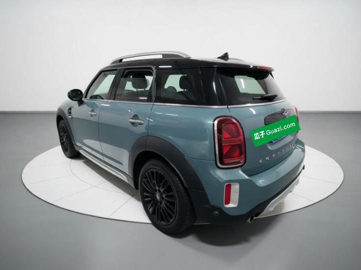 2021 1.5T COOPER ALL4 photo 4