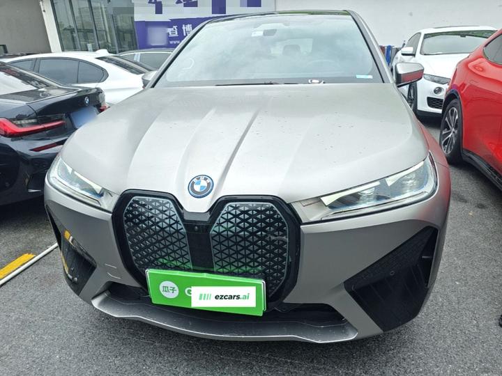 iX 2023 xDrive40 photo 2