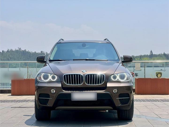X5 Imported 2011 xDrive35i Leading photo 4