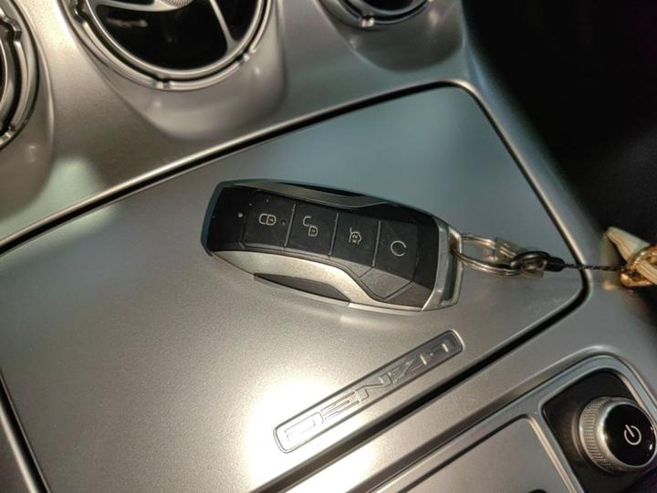 X 2020 PHEV Flagship photo 8