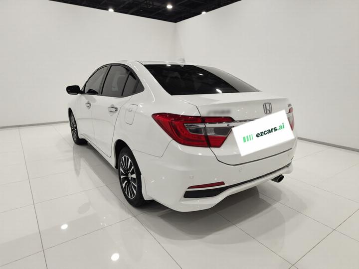 Crider 2015 1.8L AT Luxury photo 4