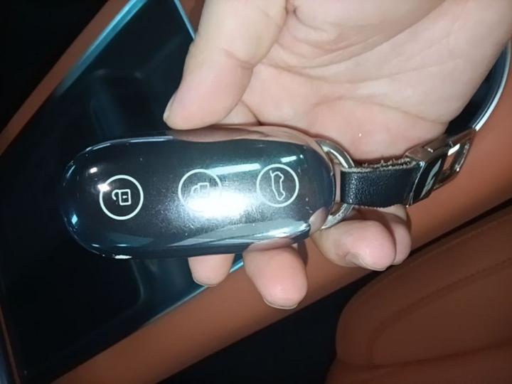 Li Auto L6 2024 Pro photo 8