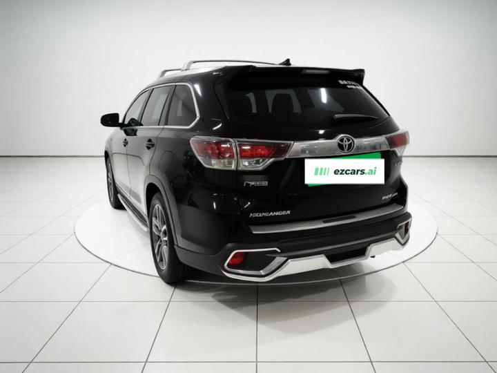Highlander 2017 2.0T AWD Luxury 7-Seater photo 4