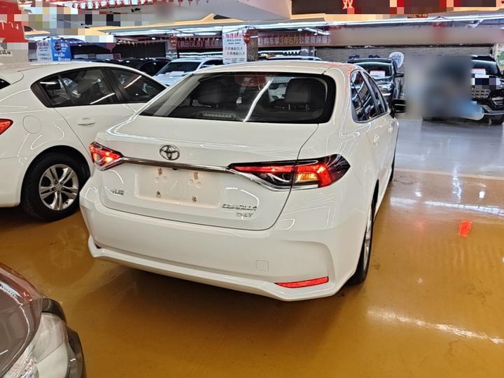 Corolla 2019 1.2T S-CVT GL-i Luxury photo 3