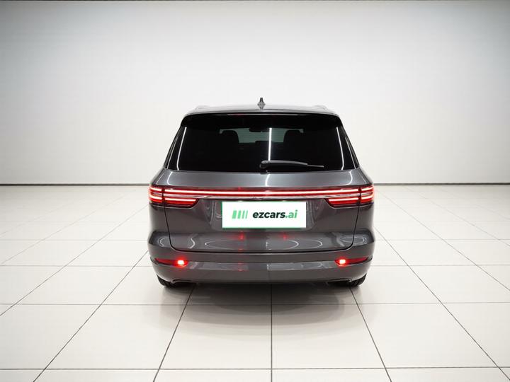 Li Auto ONE 2021 EREV 6-Seater photo 5