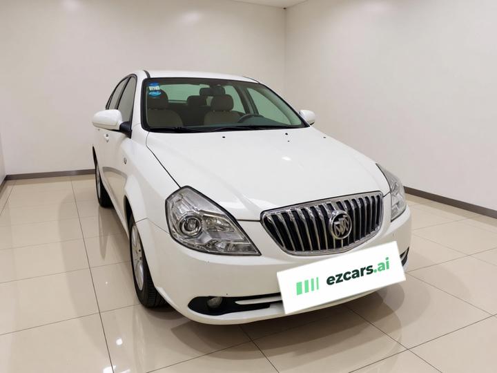 Excelle 2013 1.5L AT Classic photo 3