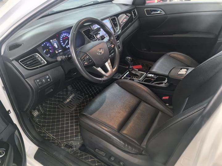 Mistra 2016 1.8L AT Premium DLX photo 7