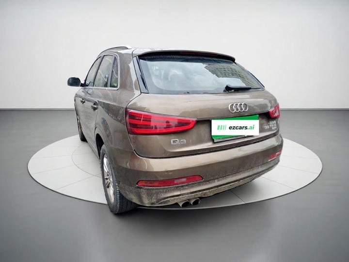 Q3 2013 35 TFSI quattro Tech photo 4